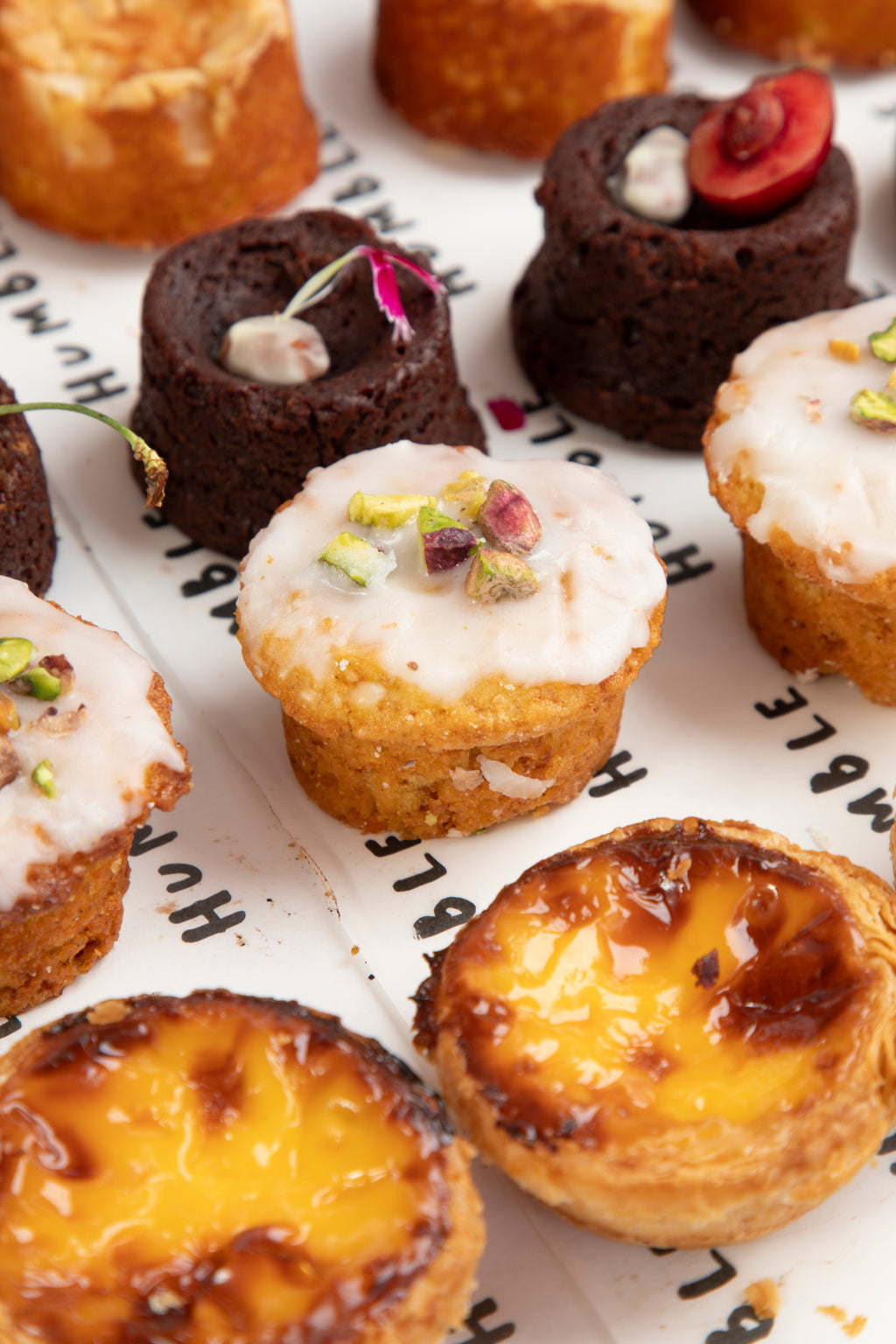MINI CAKE PLATTER