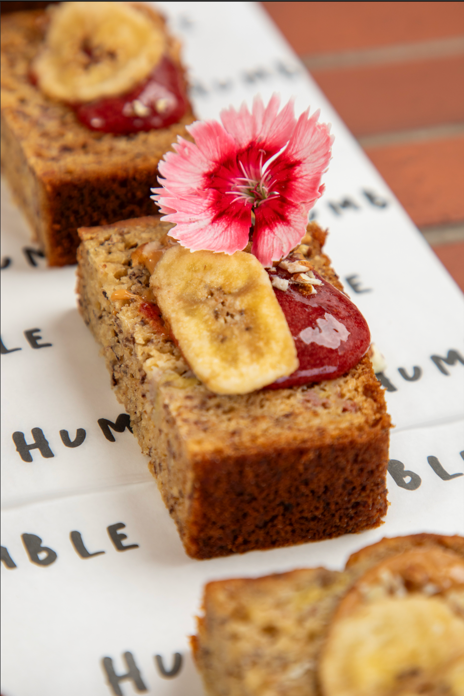 BANANA BREAD PLATTER